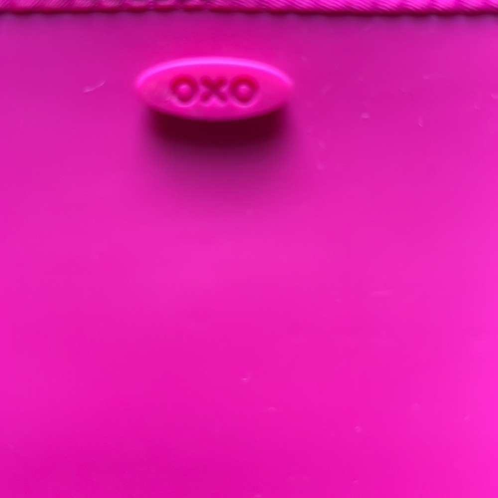 OXO Rollup Bib - Picture 7 of 8